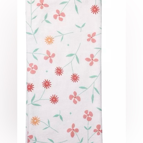 Set of 2 Home is Where Mom Is White Swan & Babies Floral Kitchen Towels Mother - Picture 3 of 4